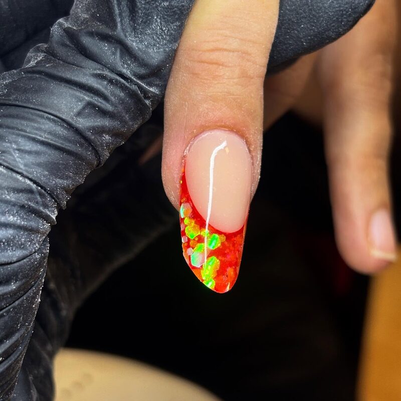 French manicure con glitter — ricostruzione unghie Palestrina